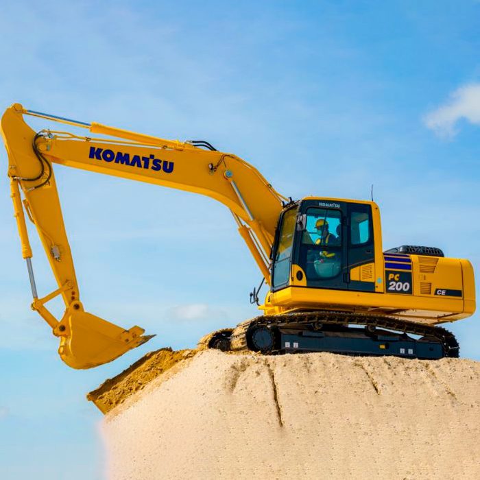 Maquinaria Komatsu trabajando